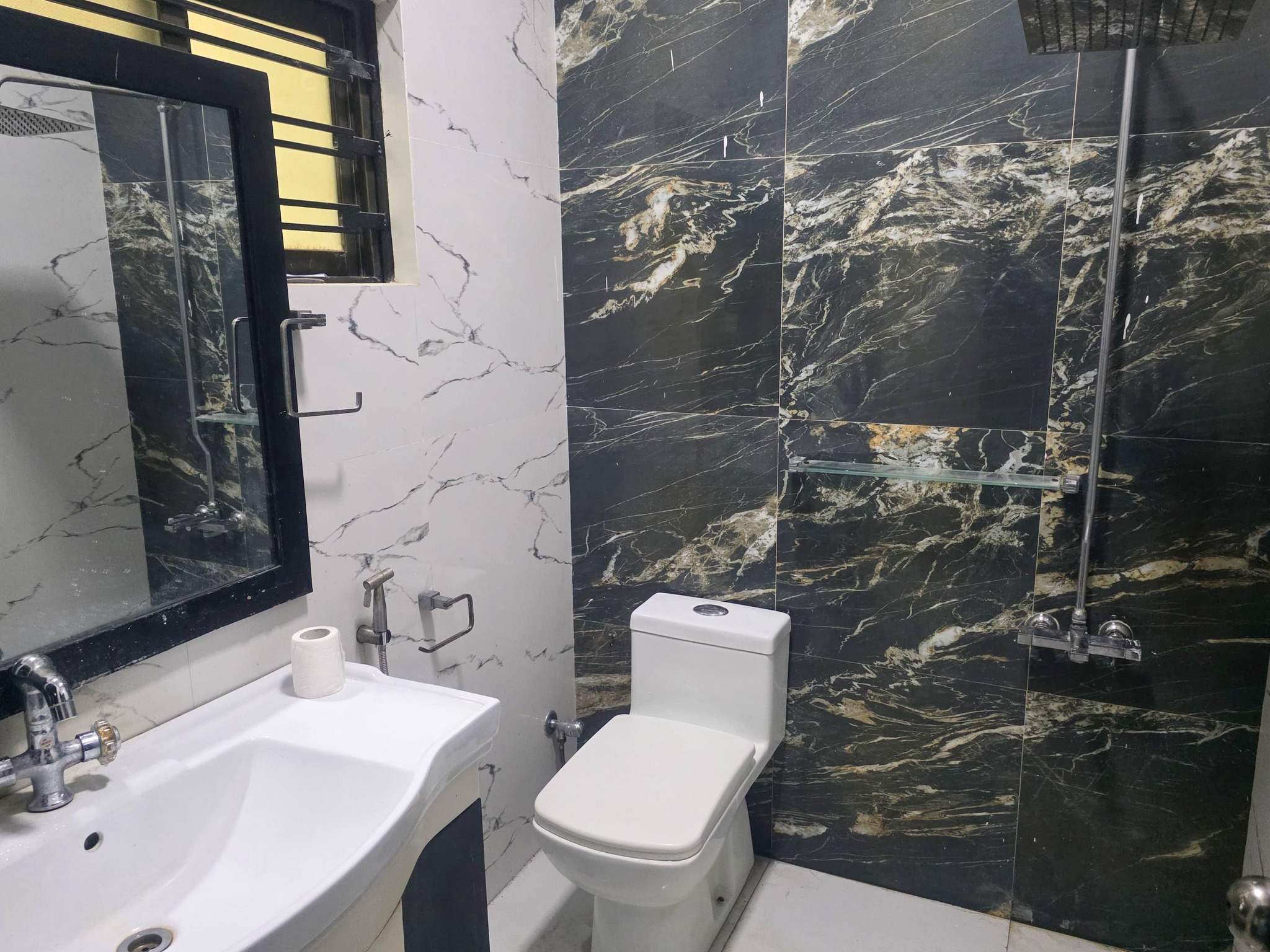 1 Kanal House For Sale in Phase 7 (8)