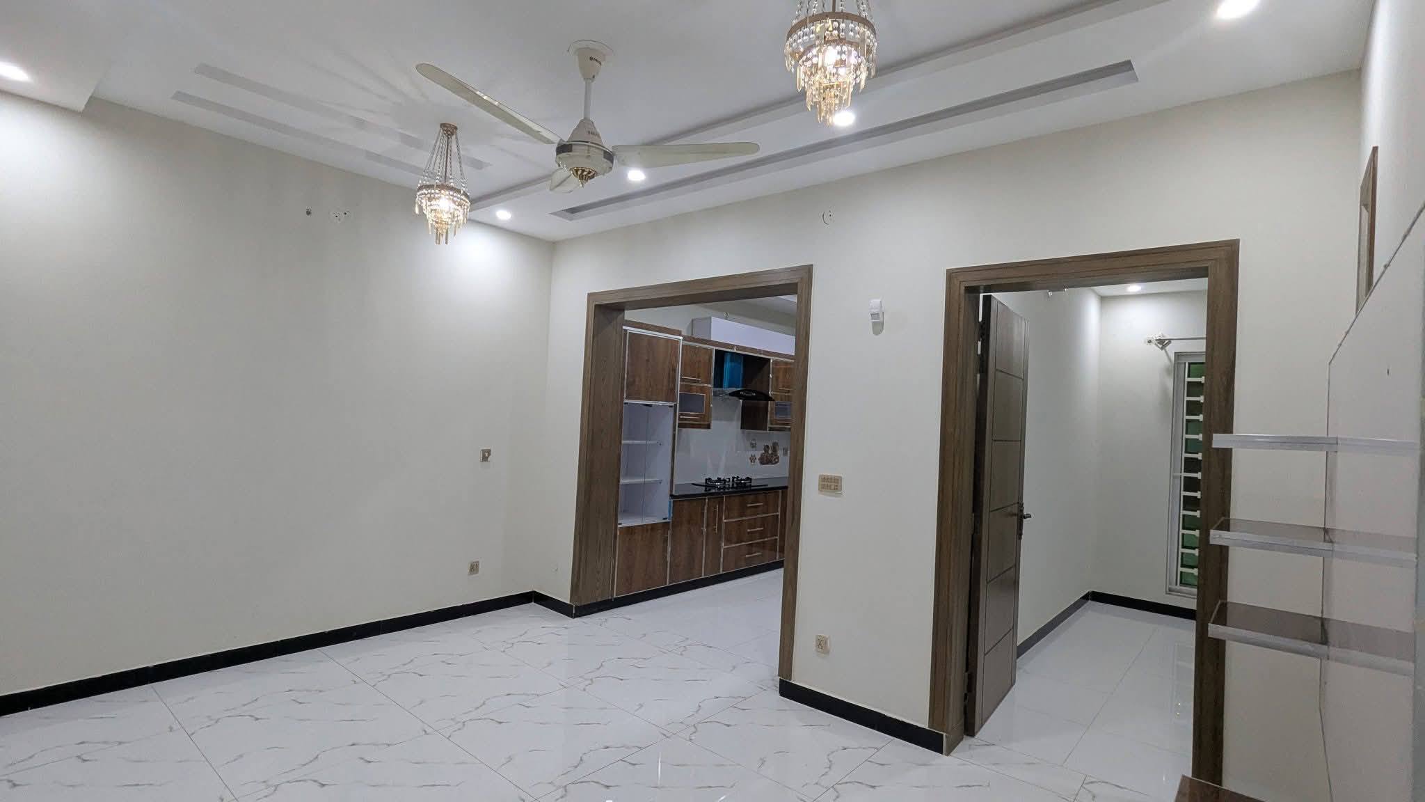 7 Marla Brand New House For Sale in Bahria Town Rawalpindi Phase 8 (3)